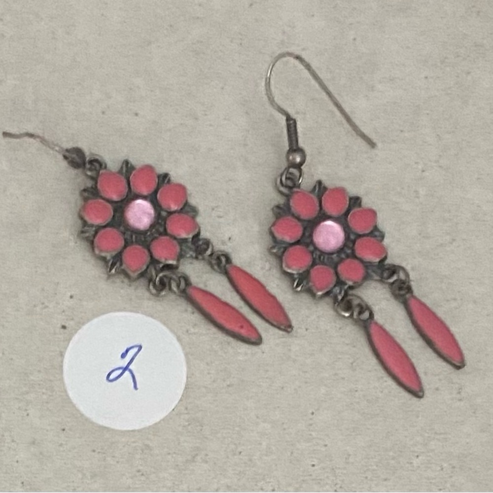 Vintage Stunning dangle earrings